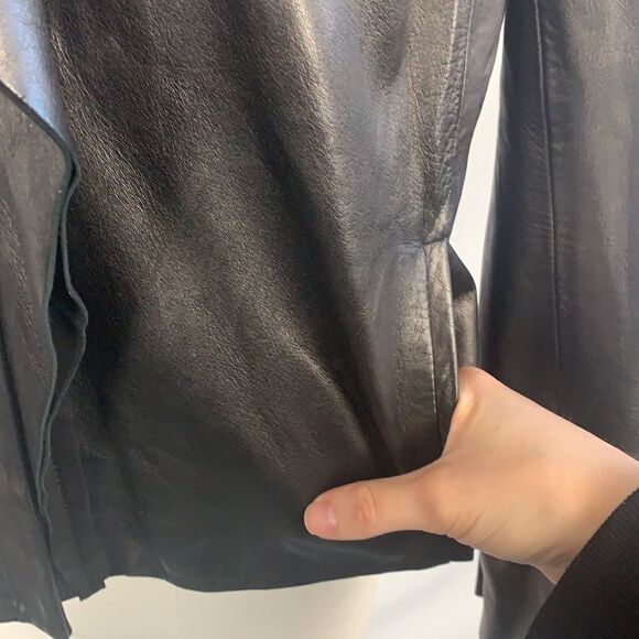 Diane Von Furstenberg black leather with pleated collar jacket - Picture 5 of 12